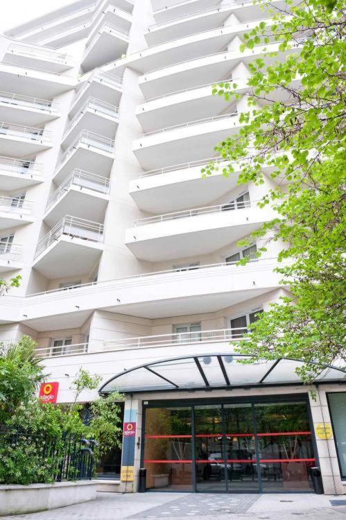 Lilas Parc 1 - Paris La Defense Apartment *