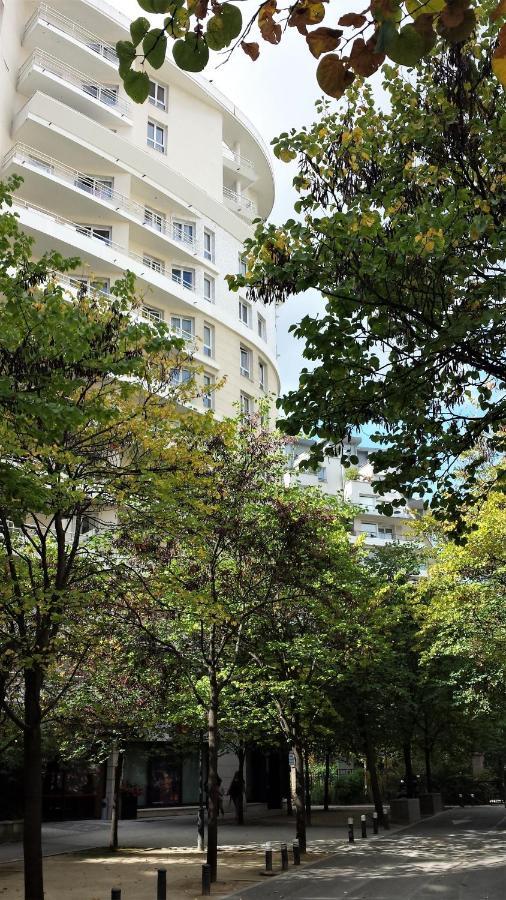 Lilas Parc 1 - Paris La Defense Apartment